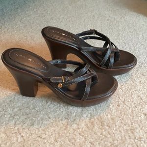 Tommy Hilfiger clogs/heels